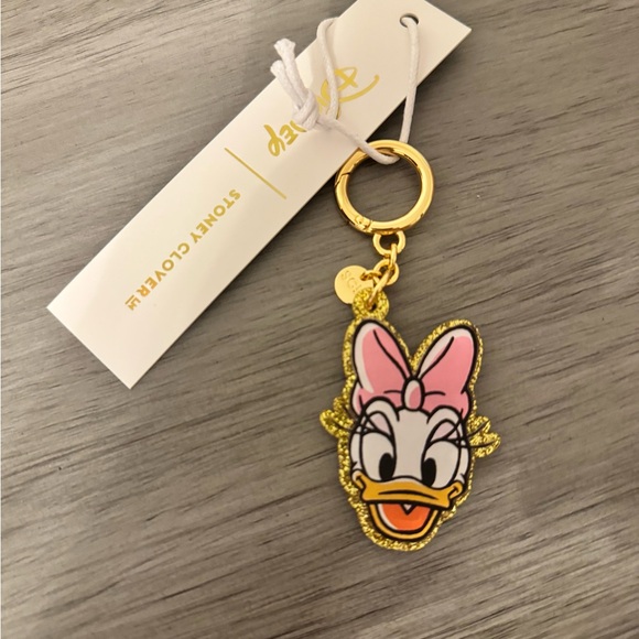 Stoney Clover Lane Accessories - Stoney Clover Lane Daisy Charm